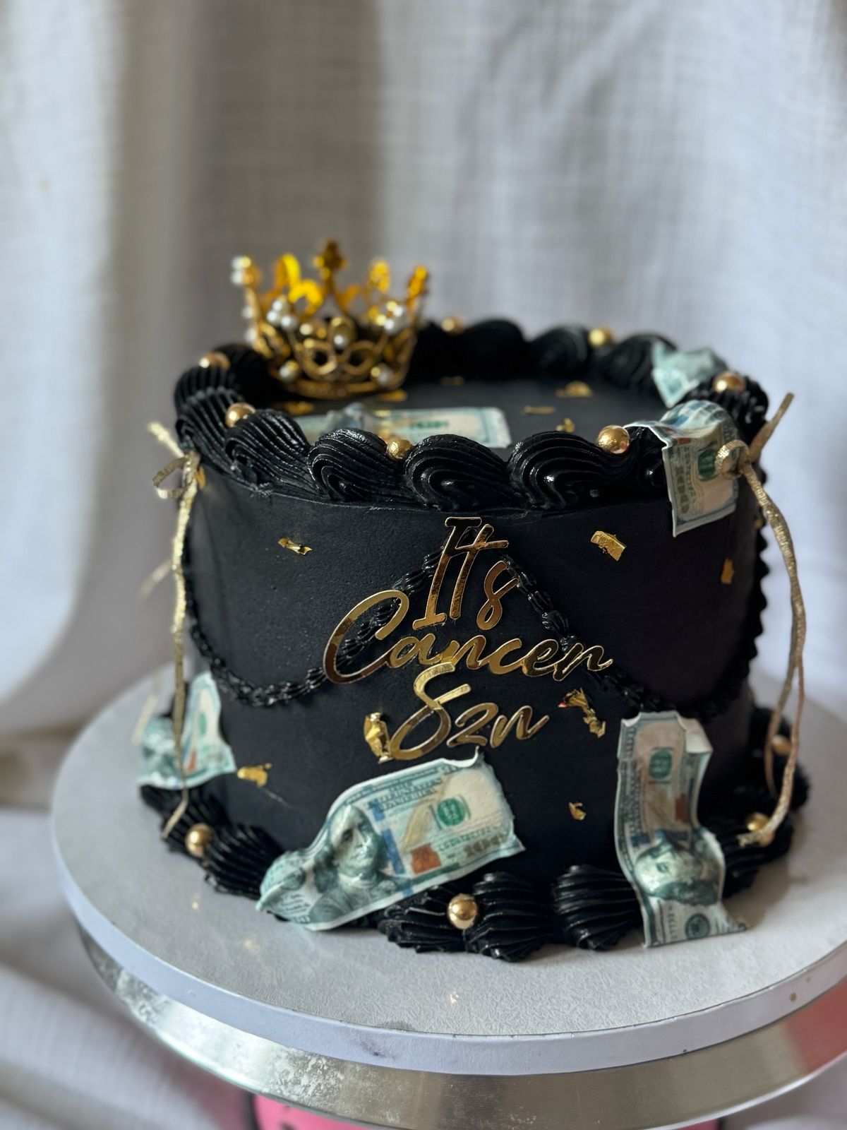 Dollar Vintage Cake