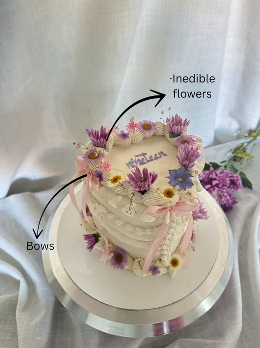 Vintage Cakes/ Floral Cakes
