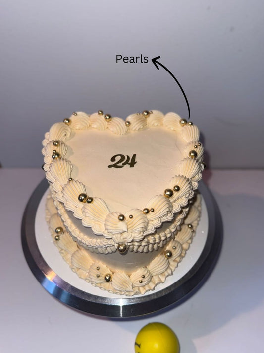 Heart Vintage Cake