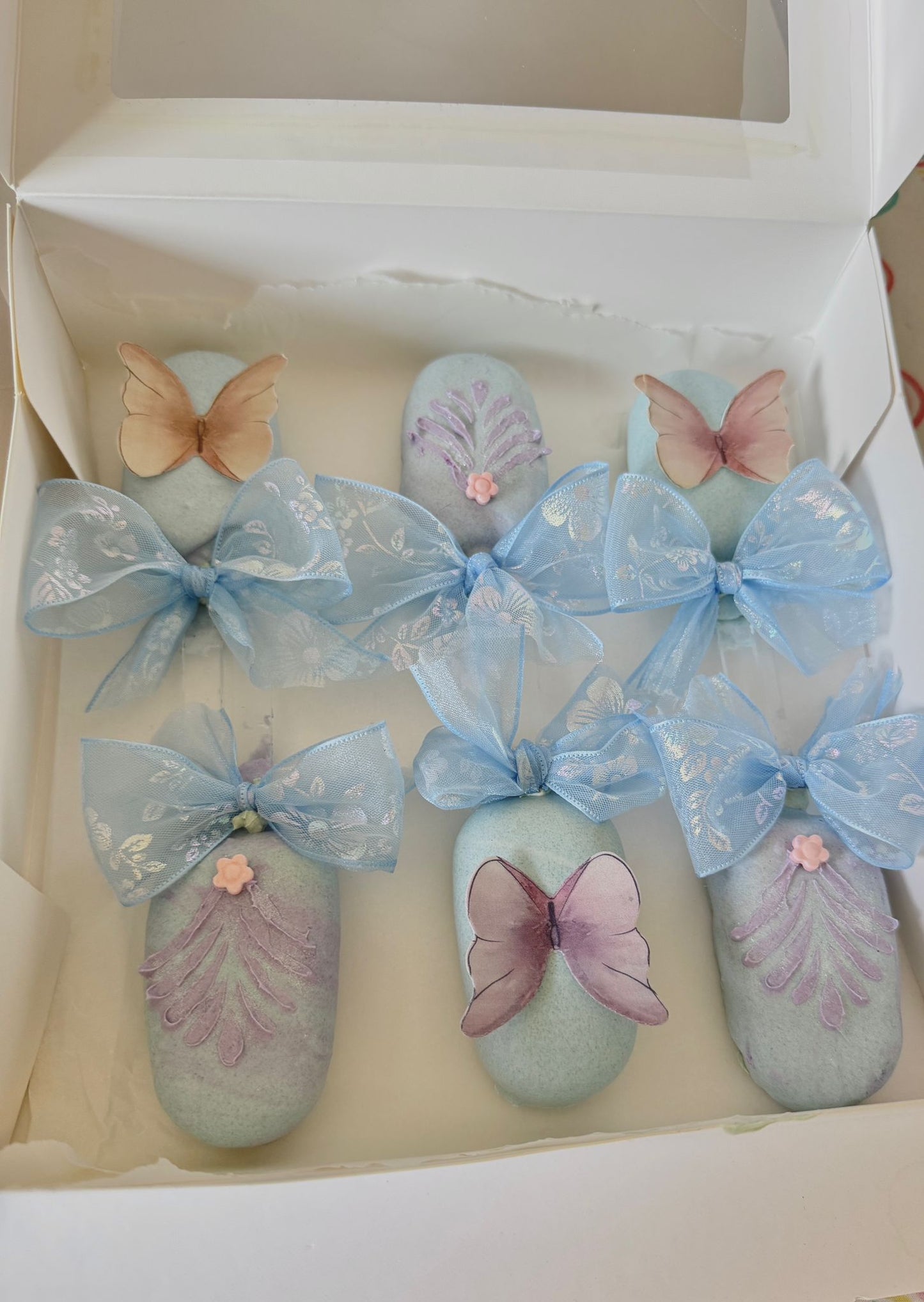 Customised Cakesicles - Box of 12