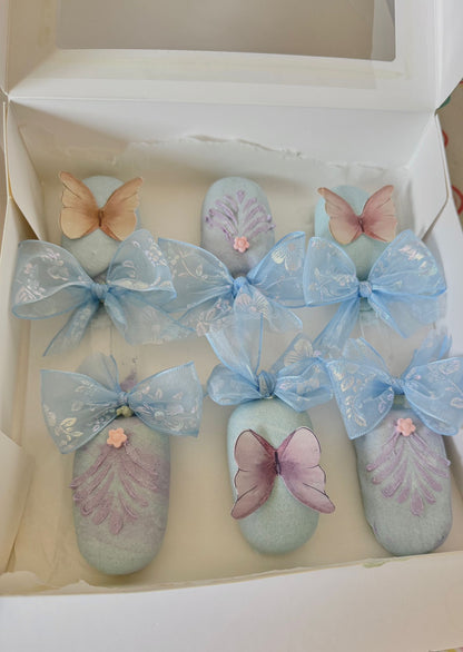 Customised Cakesicles - Box of 12
